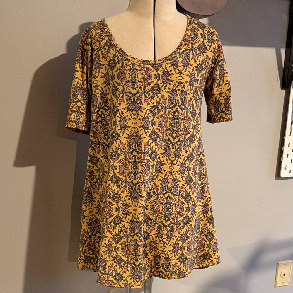 LuLaRoe XXS tunic top
